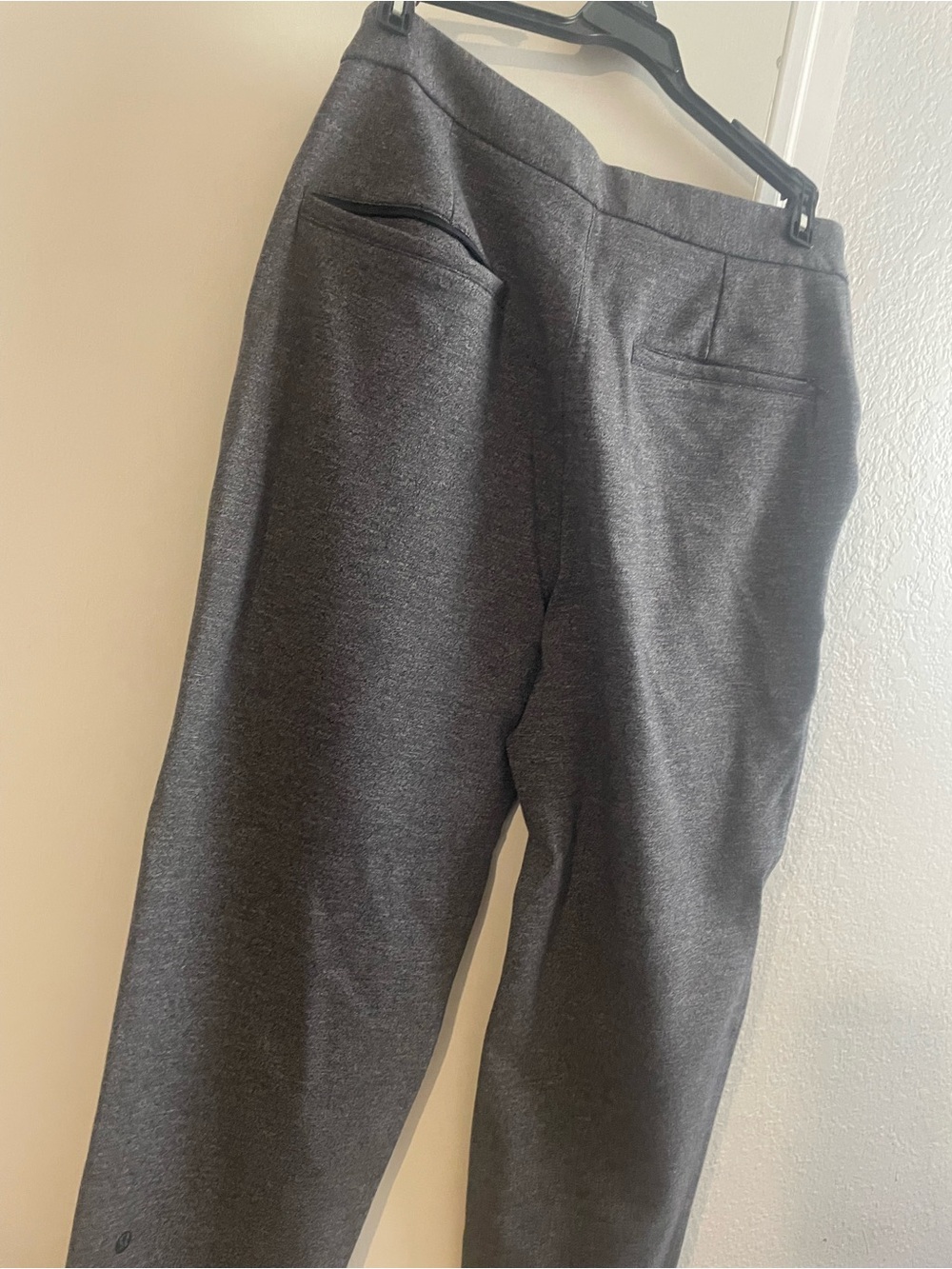 Lululemon City Trek Trouser II *28"size 6 - Picture 4 of 7